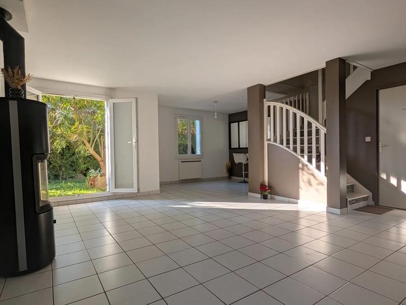 Maison - 138 m² - 7 pièces