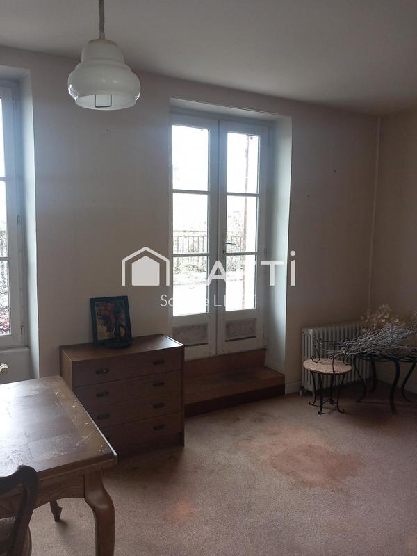 Maison - 232 m² - 11 pièces