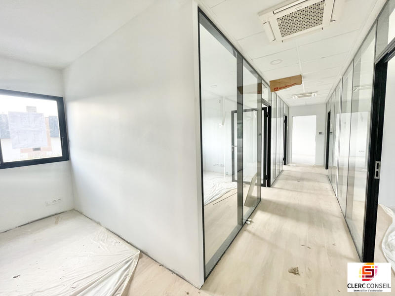 Bureau - 100 m²