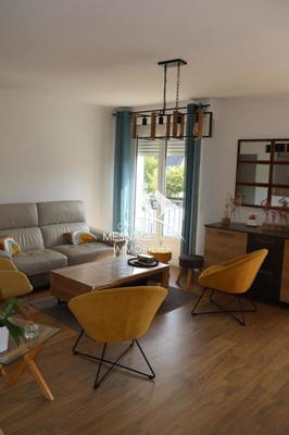 Appartement - 85 m² - 4 pièces