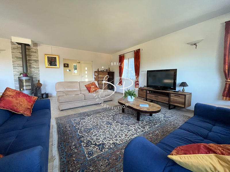 Maison - 185 m² - 6 pièces