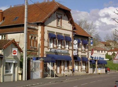 Local commercial - 407 m²