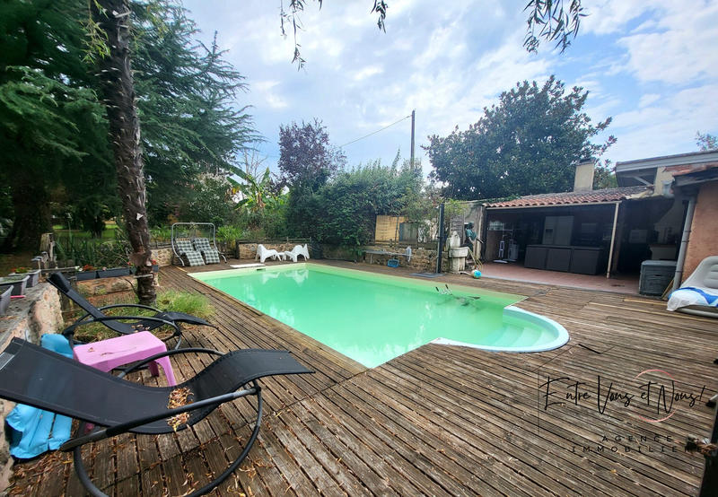 Maison ancienne - 235 m² - 9 pièces