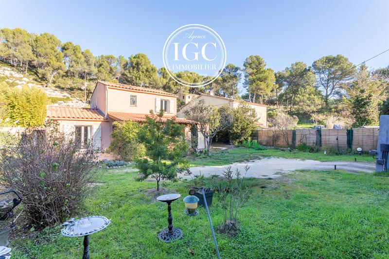 Maison - 101 m² - 5 pièces