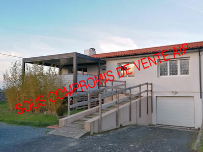 Maison - 90 m² - 5 pièces