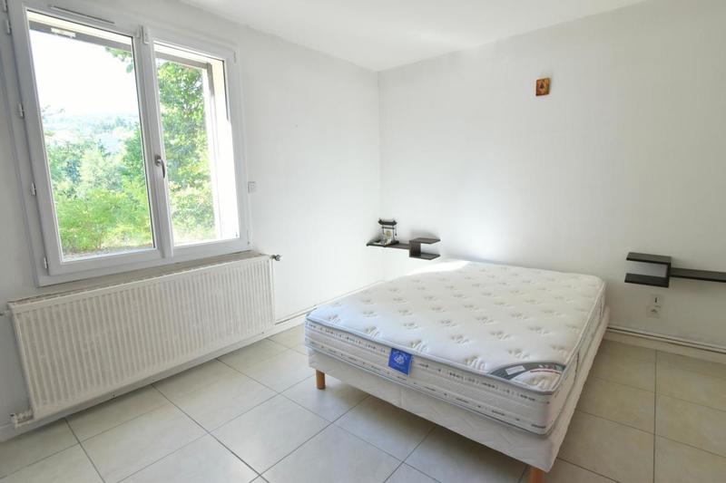 Maison - 218 m² - 6 pièces