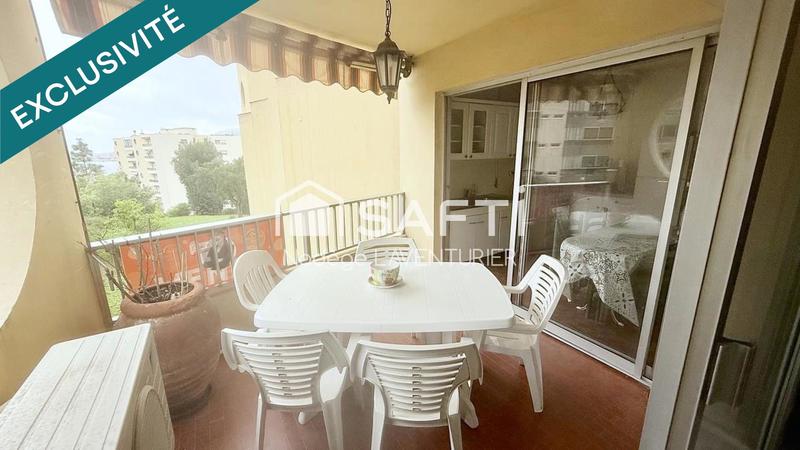 Appartement - 98 m² - 4 pièces