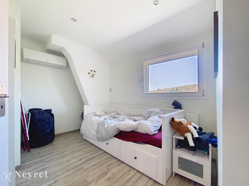 Maison - 125 m² - 5 pièces