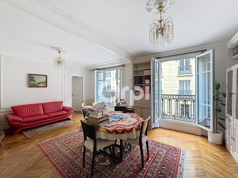 Appartement - 100 m² - 5 pièces