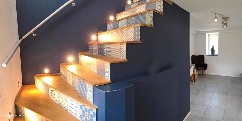 Maison - 280 m² - 8 pièces