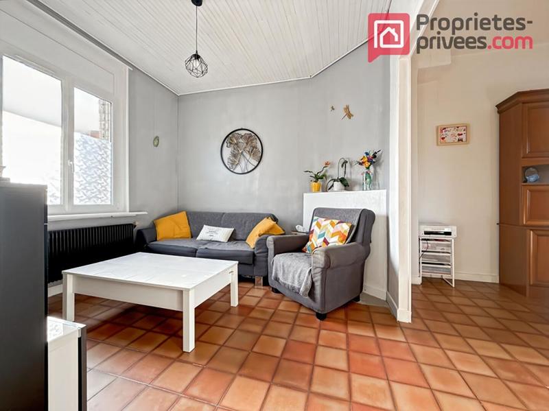 Maison - 94 m² - 5 pièces