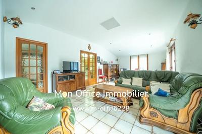 Maison - 130 m² - 6 pièces