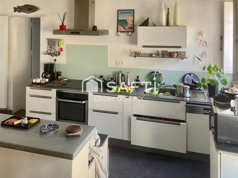 Maison - 500 m² - 9 pièces