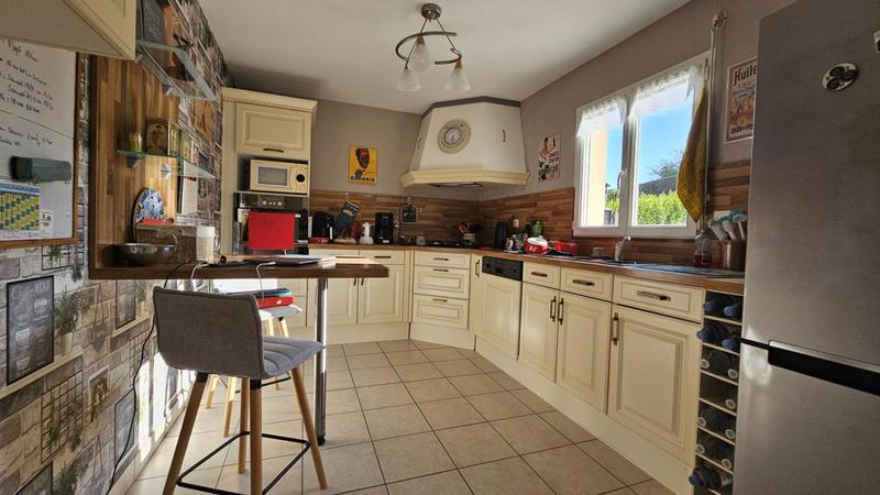 Maison - 96 m² - 4 pièces