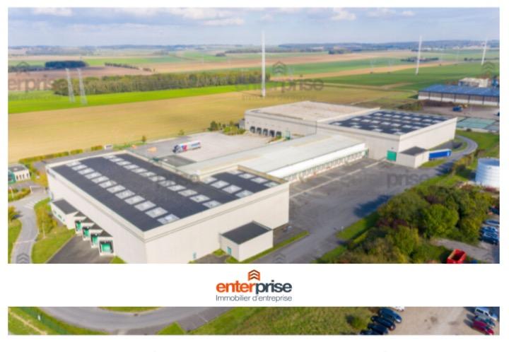 Entrepôt - 7 308 m²