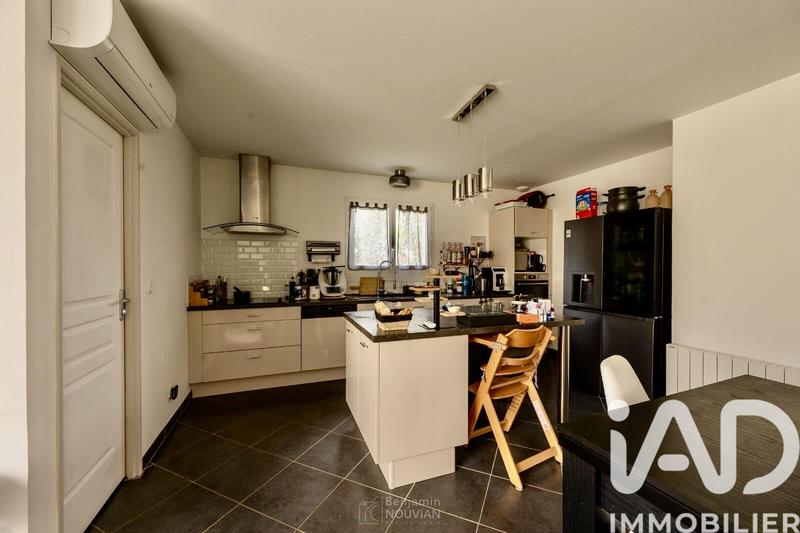 Maison - 94 m² - 4 pièces