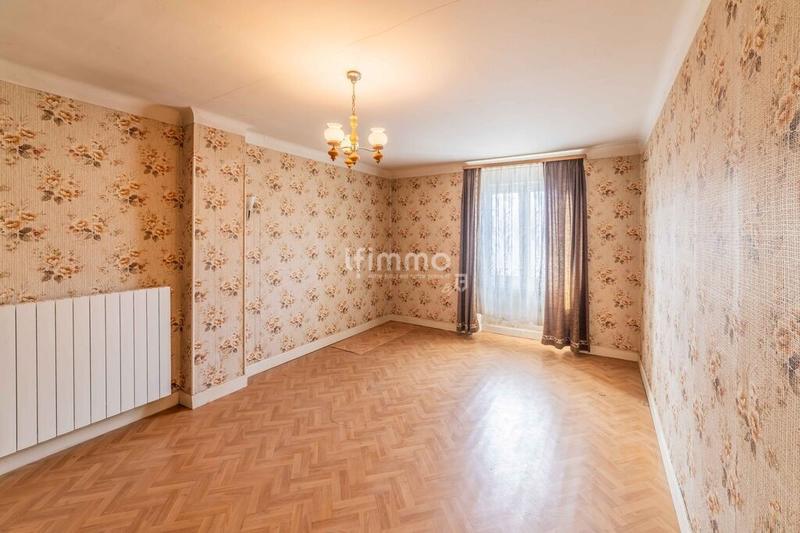 Maison - 178 m² - 6 pièces