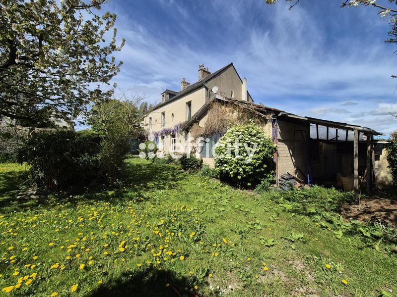 Maison - 200 m² - 8 pièces