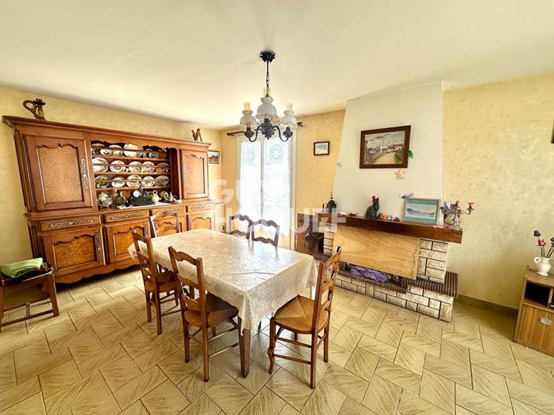 Maison - 121 m² - 7 pièces