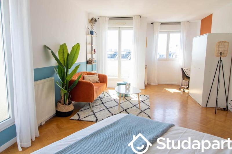 Chambre - 13 m² - 1 pièce