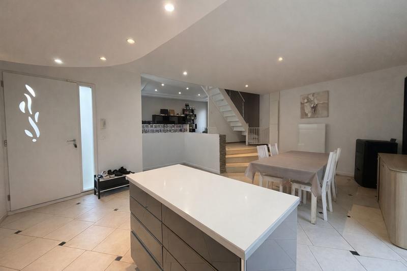 Maison - 70 m² - 4 pièces