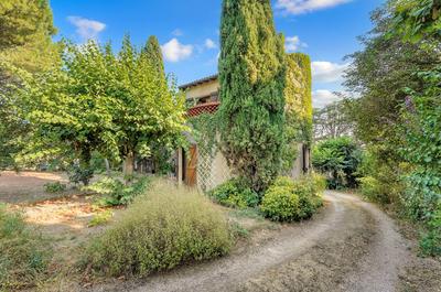 Maison traditionnelle - 217 m² - 7 pièces