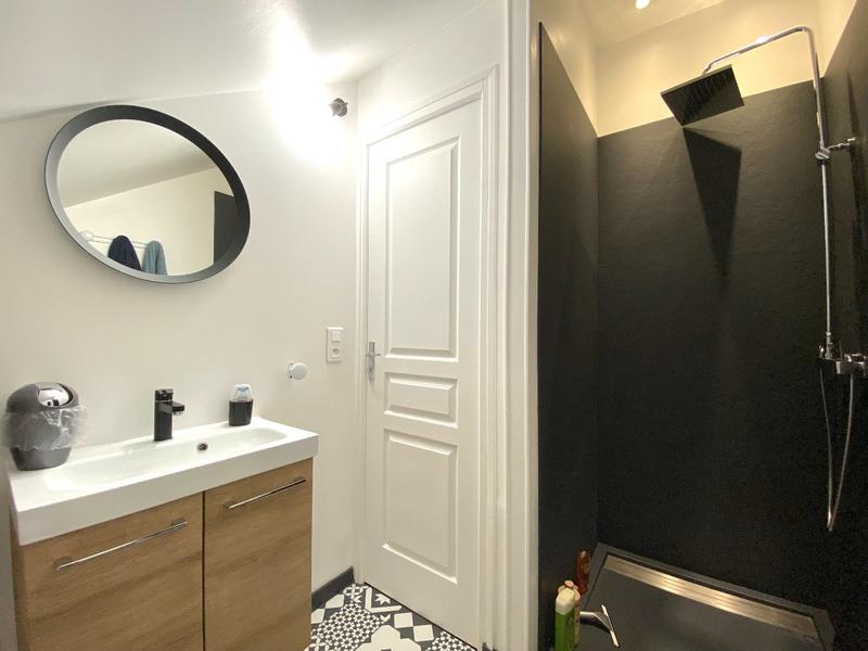 Maison - 206 m² - 9 pièces