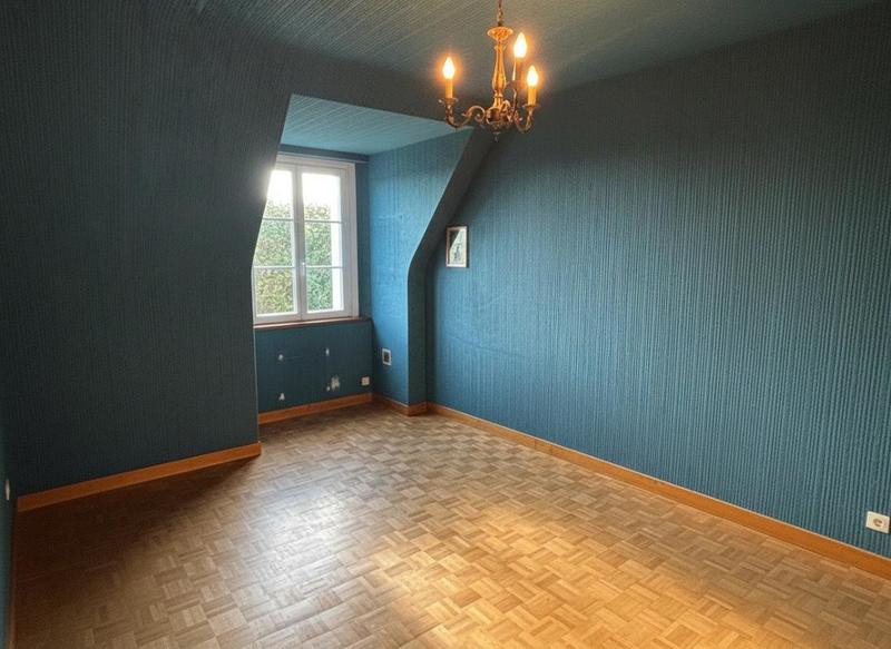 Maison traditionnelle - 155 m² - 7 pièces