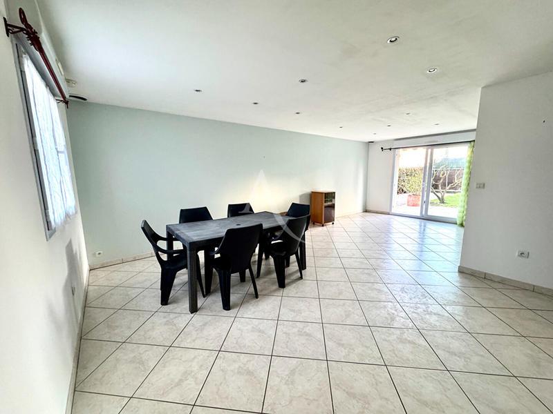 Maison - 88 m² - 4 pièces