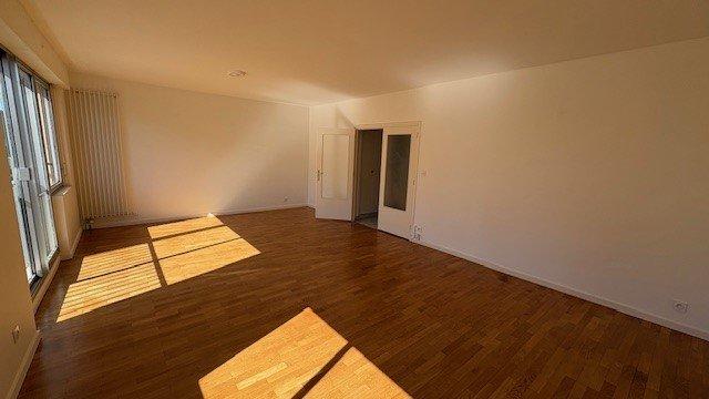 Appartement - 85 m² - 3 pièces