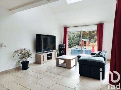 Maison - 180 m² - 6 pièces