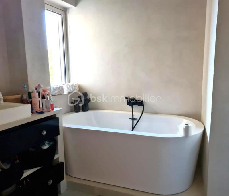 Appartement - 125 m² - 4 pièces