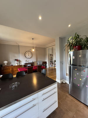 Appartement - 147 m² - 4 pièces