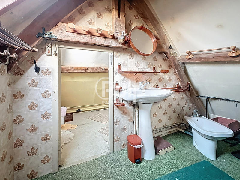 Maison - 144 m² - 6 pièces