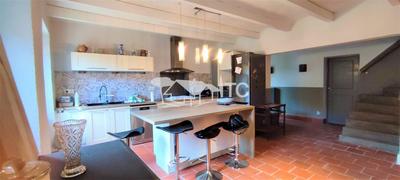 Maison bourgeoise - 226 m² - 8 pièces