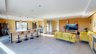 Maison - 185 m² - 7 pièces