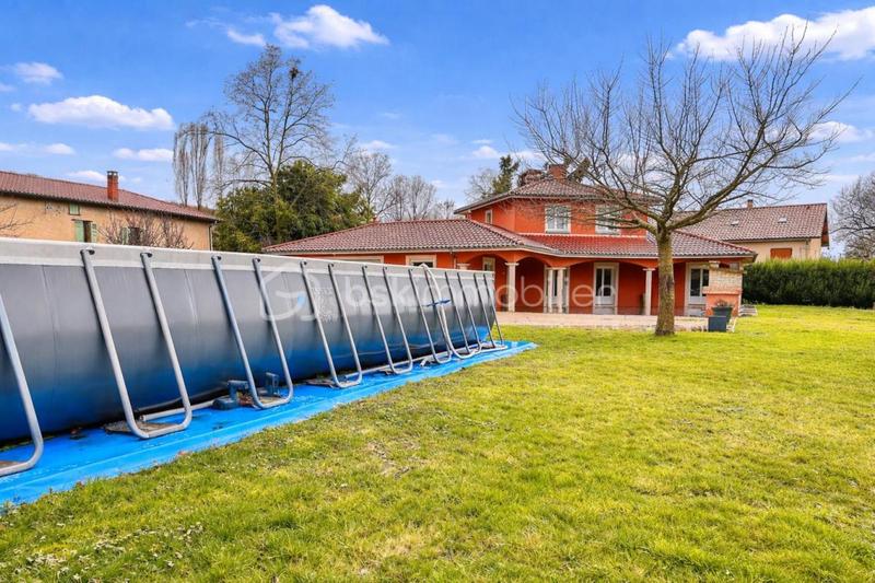 Maison - 141 m² - 6 pièces