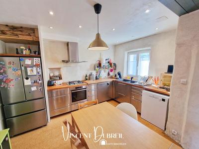 Maison - 110 m² - 6 pièces