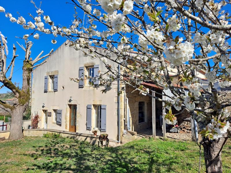 Maison - 276 m² - 11 pièces