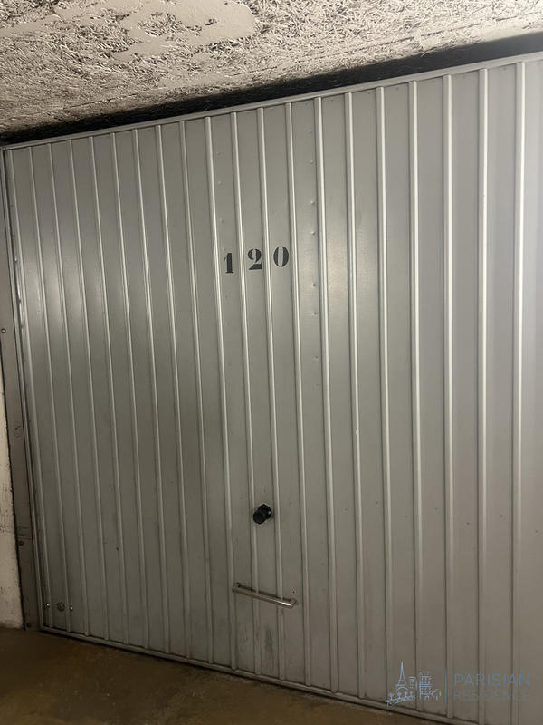 Parking / Garage - 13 m²