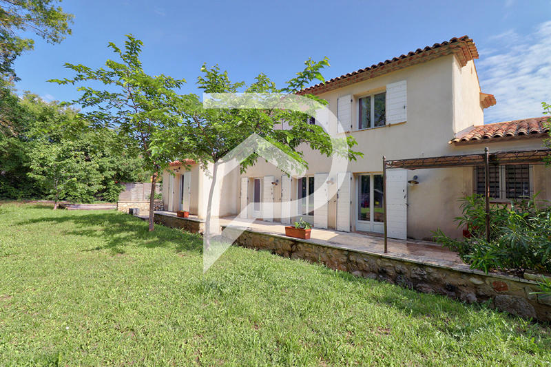 Villa - 173 m² - 6 pièces