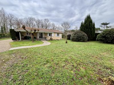 Maison - 88 m² - 5 pièces