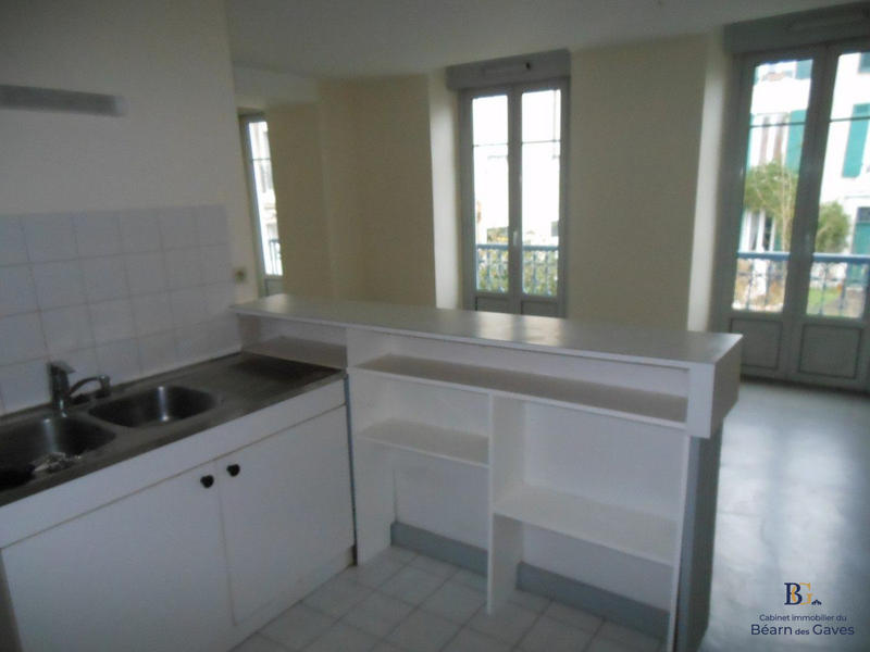 Appartement - 87 m² - 3 pièces