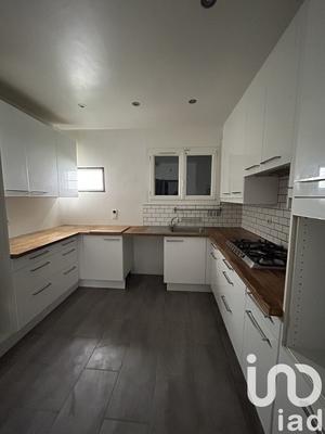 Maison - 140 m² - 7 pièces