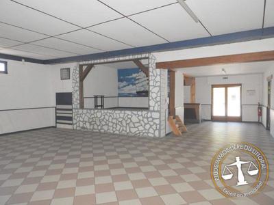 Maison - 427 m² - 10 pièces