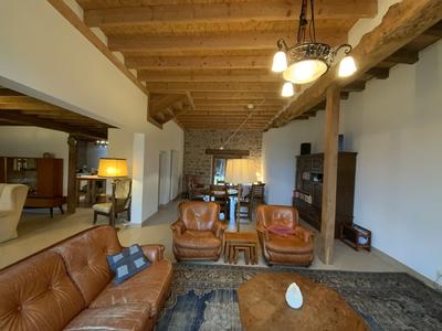 Maison - 197 m² - 6 pièces