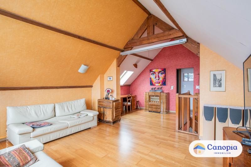 Maison - 135 m² - 6 pièces