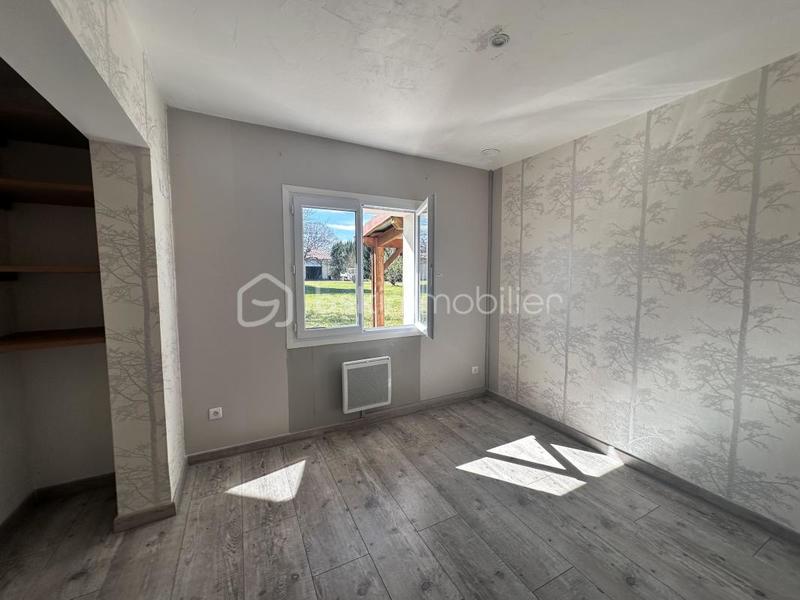 Propriété - 107 m² - 6 pièces