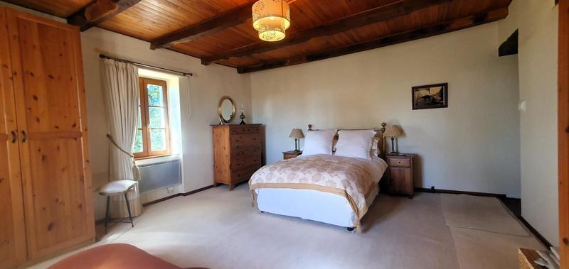 Corps de ferme - 184 m² - 6 pièces