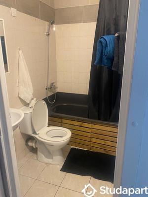 Chambre - 12 m² - 1 pièce